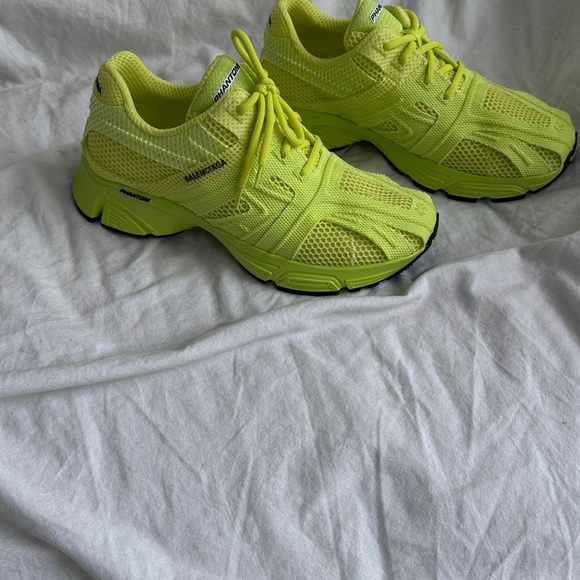 Balenciaga Sneakers - Picture 10 of 11